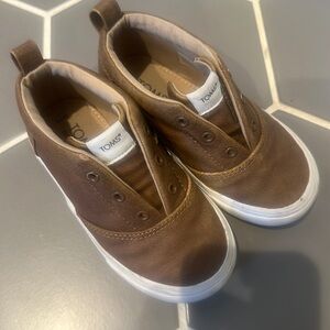 EUC Toms Shoes Toddler 9